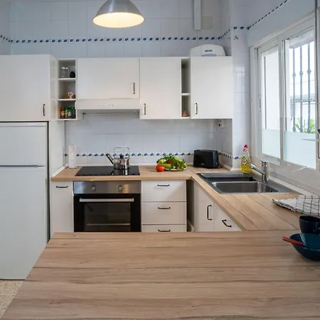 Casa Irene Conil Town House In The Center, Roof Terrace With Great Views