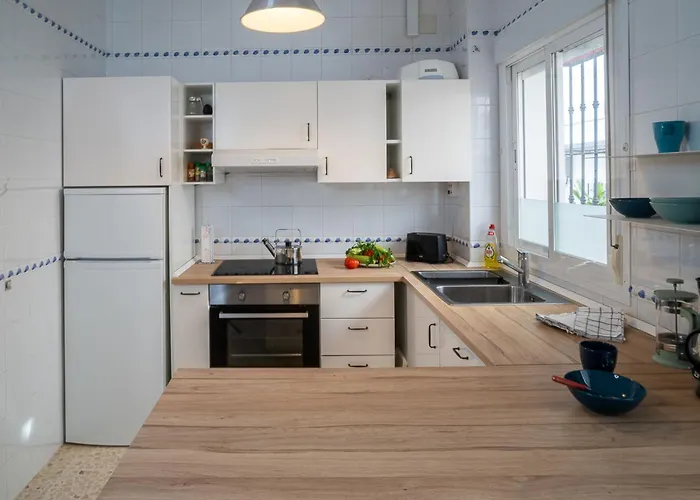 Casa Irene Conil Town House In The Center, Roof Terrace With Great Views